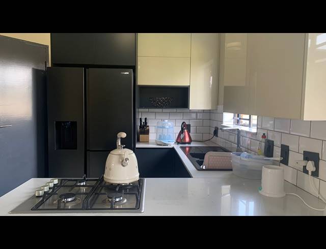 3 BEDROOM SECTIONAL TITLE SOLD IN ANDEON